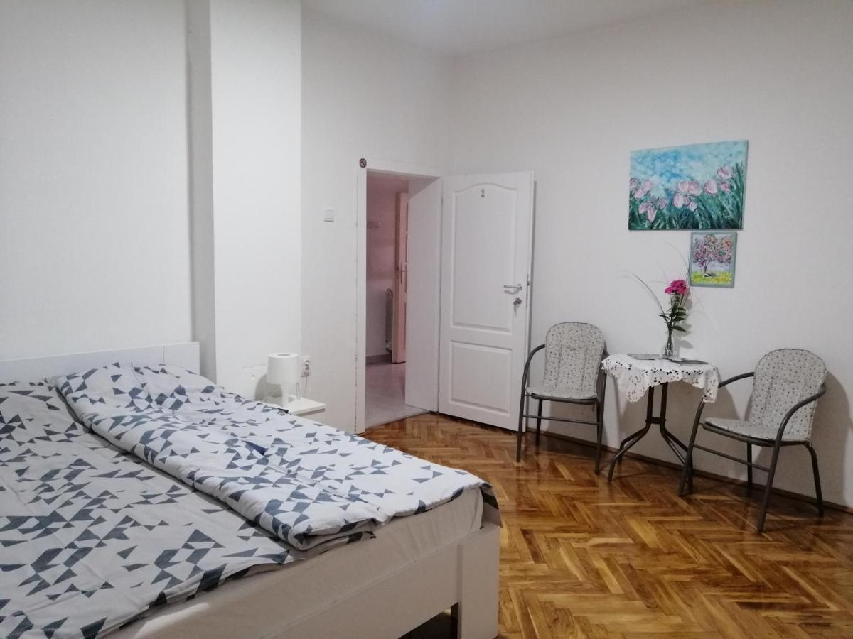 Apartman Nana Jagodina Buitenkant foto